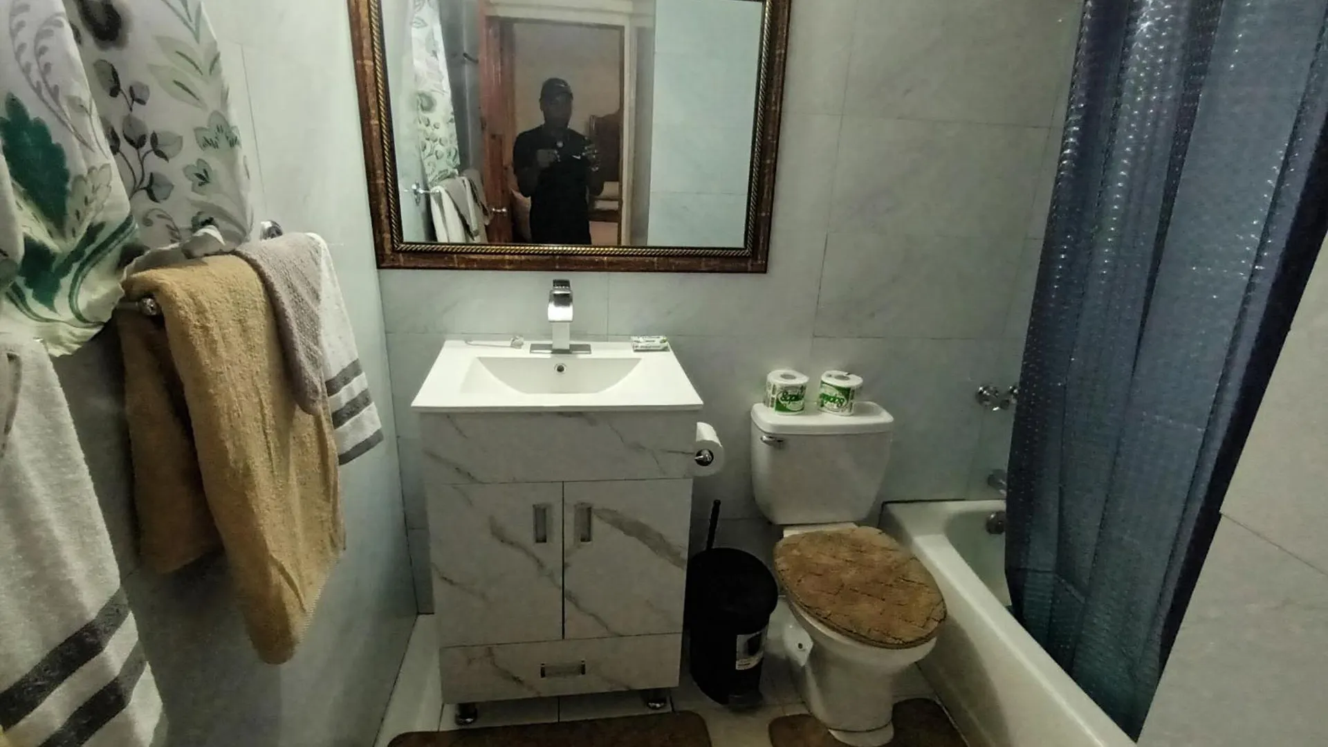 Oceanfront Condo W/ Free Parking + High Speed Wifi ネグリル アパート